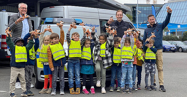 Mehr Sicherheit für Vorschulkinder: 5000 Verkehrsfüchse für die Hamburger Polizei (Foto: Polizei Hamburg)