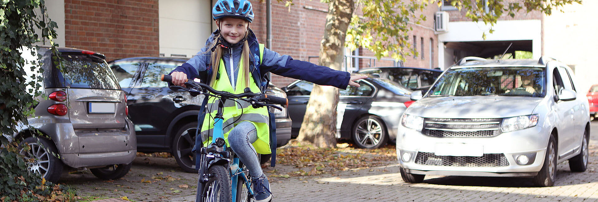 Kinder im Straßenverkehr: Unterstützung der Aktion Kinder-Unfallhilfe