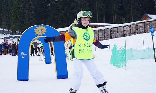 OIL! Tankstellen spendet für das Wintercamp 2022